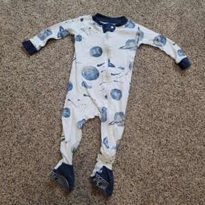 Burts Bees Baby Planet Snug Fit Pajamas Size 3-6 Months
